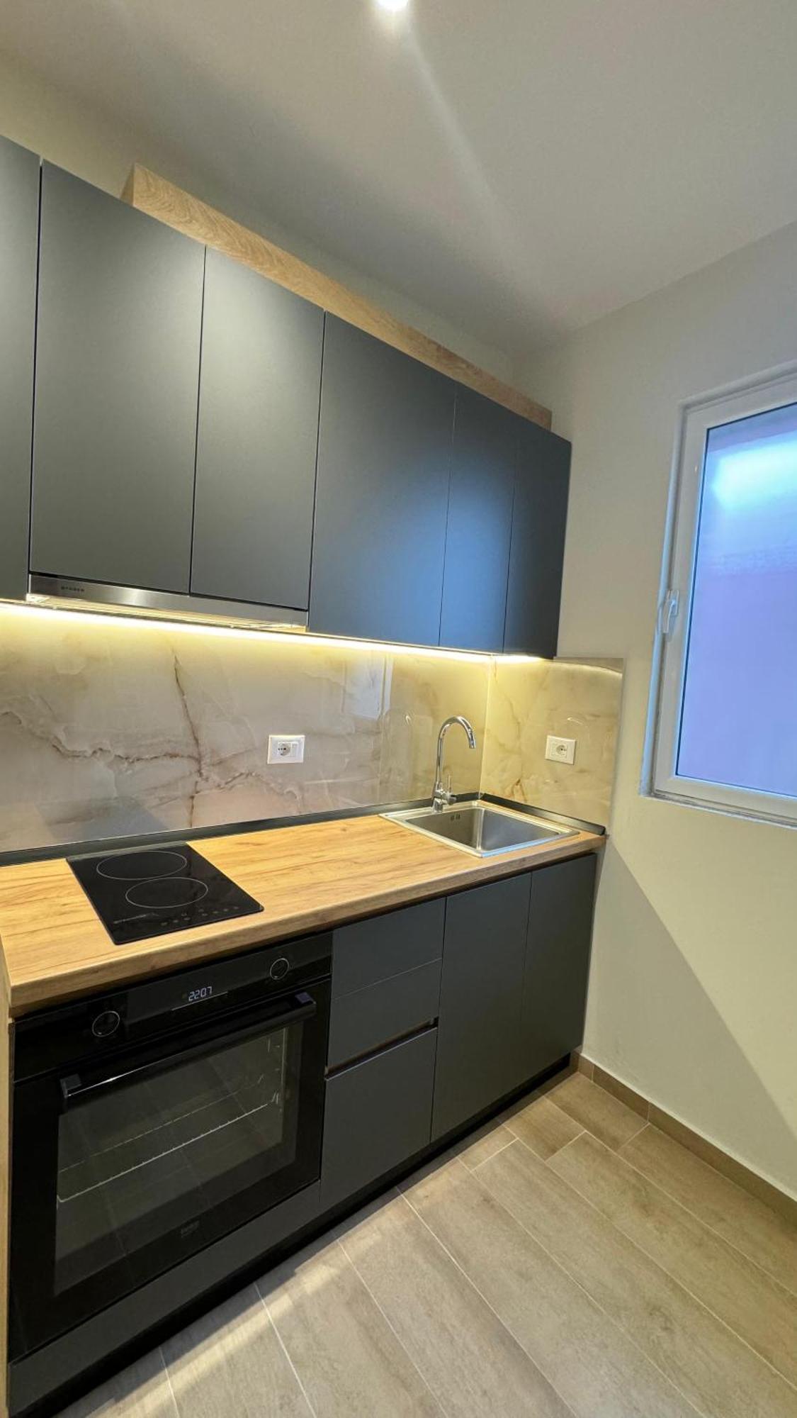 Charming Comfort Apartment Tirana Esterno foto